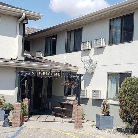 Moorhead Bison Plains Lodge מראה חיצוני תמונה