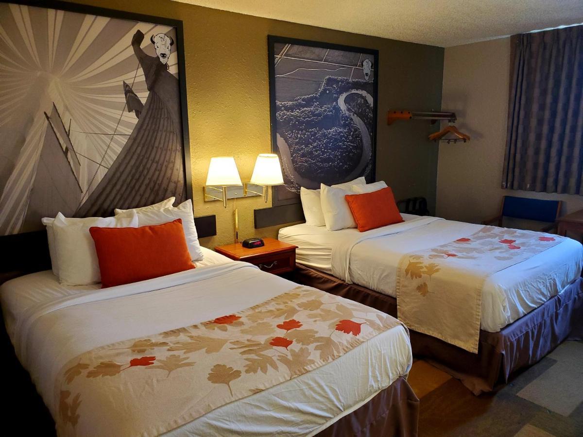 Moorhead Bison Plains Lodge מראה חיצוני תמונה